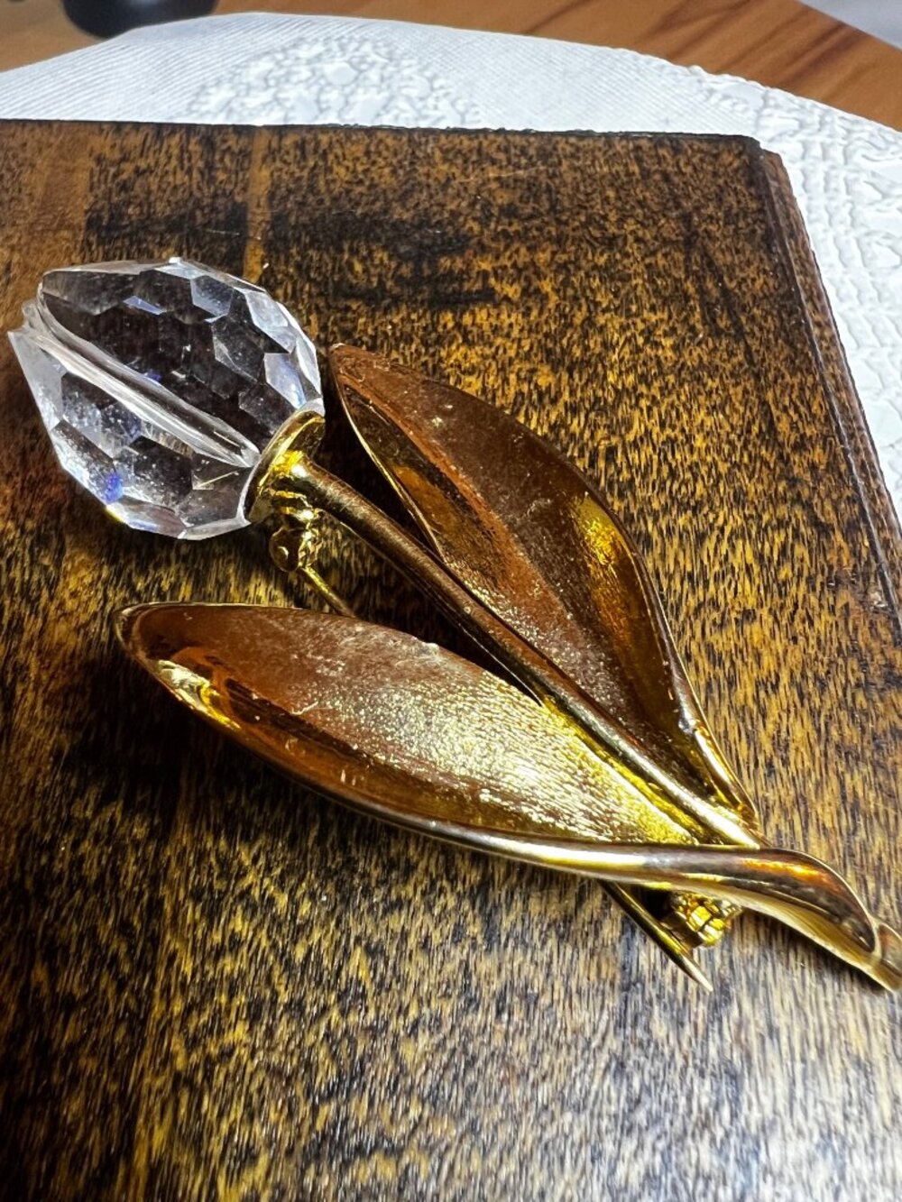 Vintage Crystal Tulip Flower Brooch Gold Tone  Pin With Faceted Glass Petal